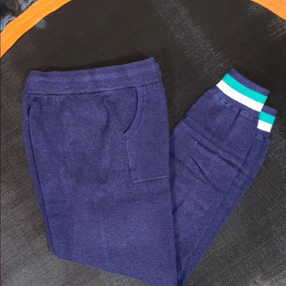 NWOT Juniors Size Large Sweater leggings